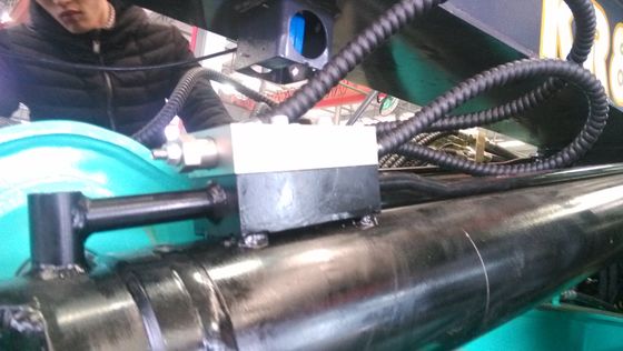 Leistungsstarke Ramm- und Bohrgerät mit 150 KN.m maximalem Drehmoment, 94,3 Tonnen Tragfähigkeit und 50.000 kg Gewicht