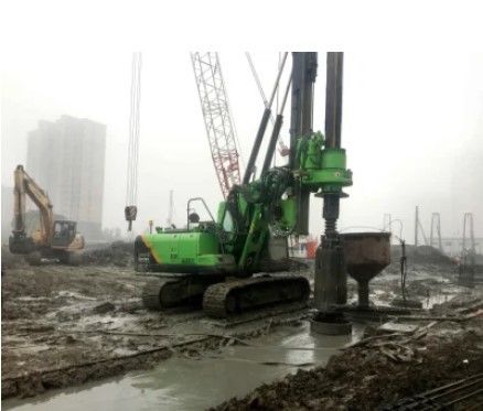 Jiangsu Hydraulic Piling Rig mit 4300mm Betriebsbreite 20mm Max Pile Tiefe und Hydraulic Joystick Steuerung für Fundament Installation