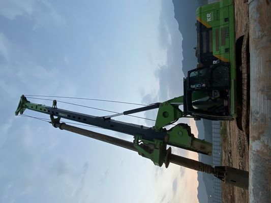 TYSIM KR300C Hydraulisches Drehbohrgerät mit 54 m Bohrtiefe 2500 mm Durchmesser und 320 kN.m Drehmoment für tiefe Fundamente